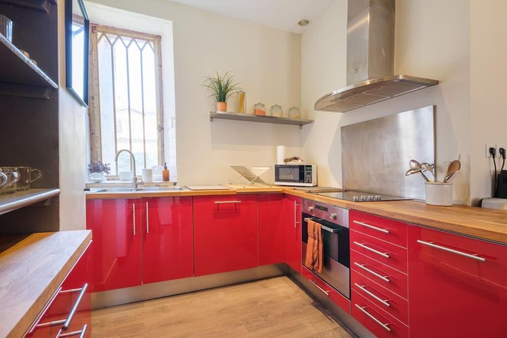 Appartement Avec Son Patio Dans Centre Historique De Bourg ภายนอก รูปภาพ